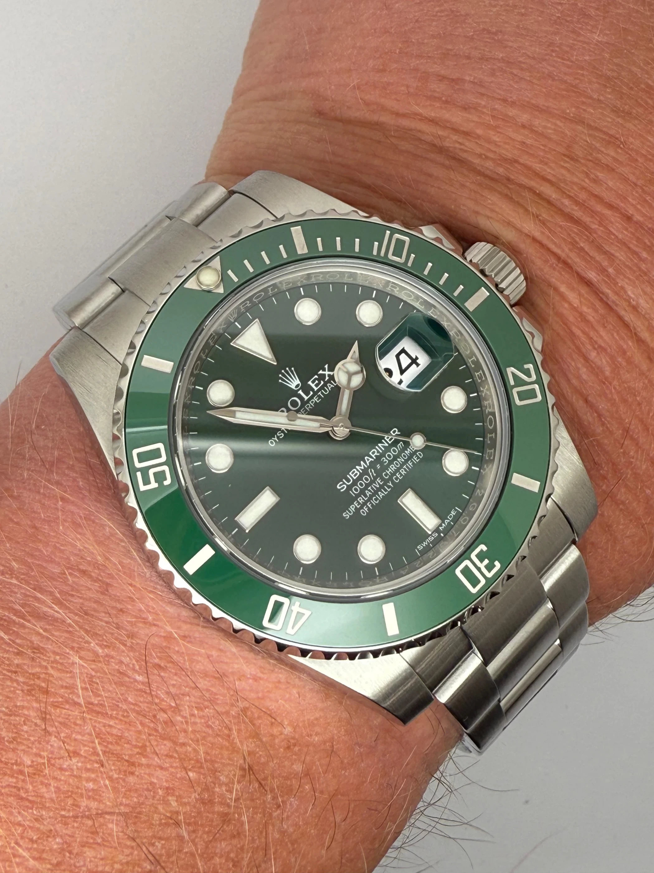 Rolex Submariner Date 40mm Stainless Steel Green Dial & Bezel Reference 116610LV ‘Hulk’ – Full Set – 2019