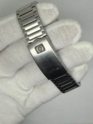 Omega Seamaster Automatic 35mm Stainless Steel Silver Dial 166.0206 1977