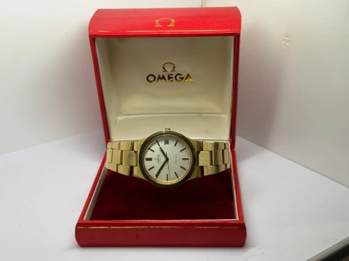 Omega Genève Automatic 36mm Gold Plated Silver Dial 166.0173 1973