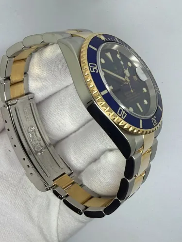 Rolex Submariner Date Bluesy 40mm Steel & 18ct Yellow Gold 16613 2006