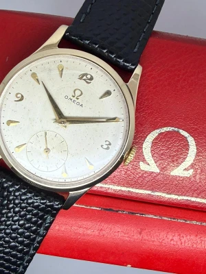 Omega Manual Wind Vintage 34mm 9ct Gold Small Seconds Dial Dennison Case 1950