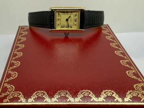 Must de Cartier Tank 19mm Gold-Plated Silver Champagne Dial Manual Wind 1980