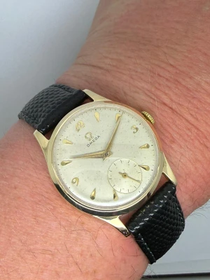 Omega Manual Wind Vintage 34mm 9ct Gold Small Seconds Dial Dennison Case 1950