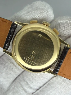 Universal Geneve Uni Compax Chronograph 35mm 18ct Yellow Gold Original Dial 12445 1940s