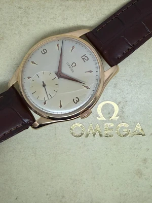 Omega Jumbo Manual Wind 37.5mm 18ct Rose Gold Silver Dial 2620 1947