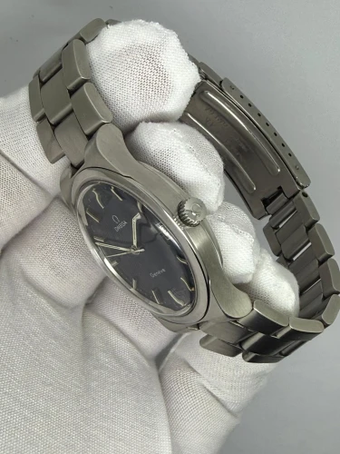 Omega Genève Manual Wind 36mm Stainless Steel Blue Dial 136.0103 1977