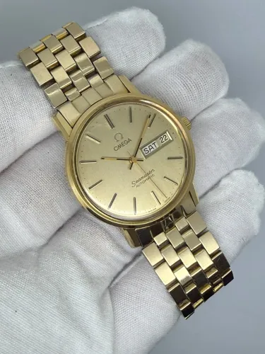 Omega Seamaster Day-Date Automatic 34mm Gold Plated Gold Dial 166.0209 1978