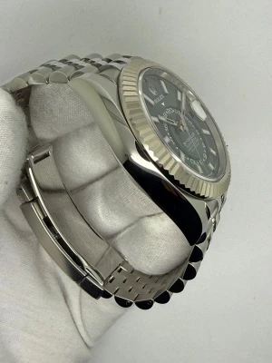 Rolex Oyster Perpetual Sky-Dweller 42mm Oystersteel & 18ct White Gold Green Dial Jubilee Bracelet 336934 2025 UNWORN