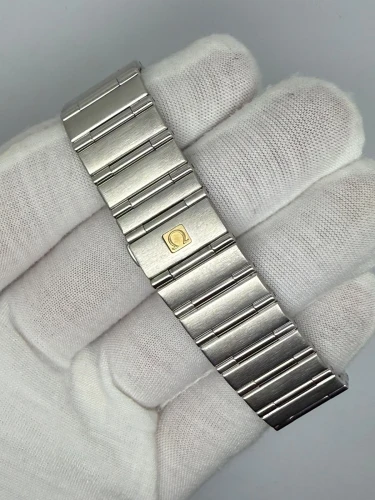 Omega Constellation 33.5mm Stainless Steel Silver Textured Dial 1512.30.00 2005