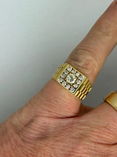 18ct Yellow Gold Diamond Rolex Style Ring 0.82ct Round Brilliant Cut Diamonds