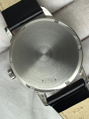 Girard-Perregaux Sea Hawk Manual Wind 34mm Stainless Steel Black Dial 9043B 1960s