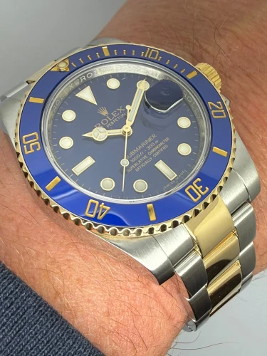 Rolex Submariner Date Bluesy 40mm Stainless Steel & 18ct Yellow Gold 116613LB 2017