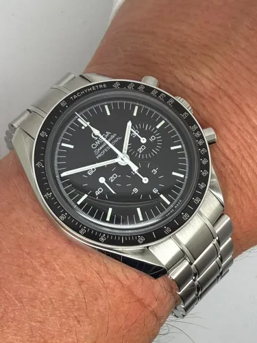 Omega Speedmaster Professional Moonwatch 42mm Stainless Steel Black Dial 311.30.42.30.01.005 2016