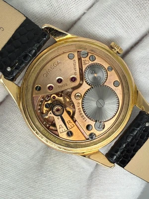 Omega Jumbo Manual Wind 37.5mm 18ct Rose Gold Honeycomb Dial 2620 1947