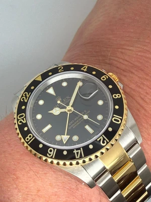 Rolex GMT-Master II 40mm Stainless Steel & 18ct Yellow Gold Black Dial & Bezel 16713 2001