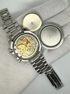 Omega Speedmaster Professional Moonwatch 42mm Stainless Steel Black Dial Chronograph 145.022 1975