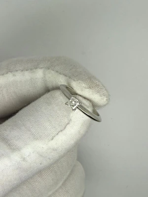 Tiffany & Co Princess Cut Diamond Ring in Platinum 0.20ct