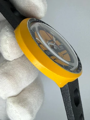 Leonidas Heuer Easy Rider Chronograph 45x40mm Fibreglass Case Orange Dial 423.809J 1972