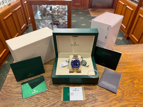 Rolex Submariner Date Bluesy 40mm Stainless Steel & 18ct Yellow Gold 116613LB 2017