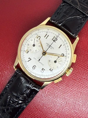 Universal Geneve Uni Compax Chronograph 35mm 18ct Yellow Gold Original Dial 12445 1940s