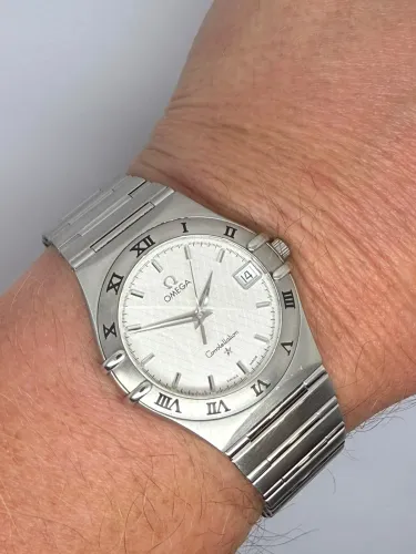 Omega Constellation 33.5mm Stainless Steel Silver Textured Dial 1512.30.00 2005