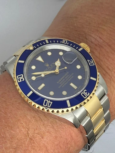 Rolex Submariner Date Bluesy 40mm Steel & 18ct Yellow Gold 16613 2006