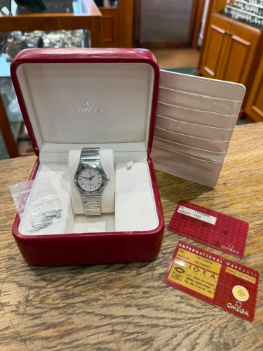 Omega Constellation 33.5mm Stainless Steel Silver Textured Dial 1512.30.00 2005