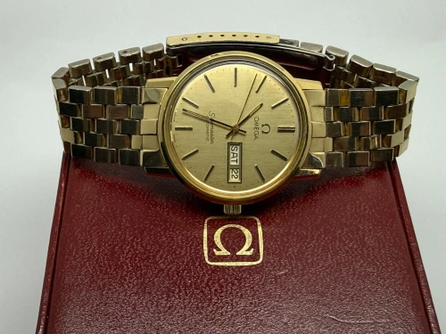 Omega Seamaster Day-Date Automatic 34mm Gold Plated Gold Dial 166.0209 1978