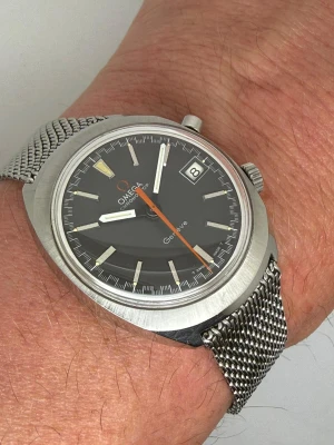 Omega Chronostop Genève 35mm Stainless Steel Grey Racing Dial Mesh Bracelet 146.009/146.010 1969