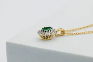 9ct Yellow Gold Emerald & Diamond Necklace – Oval Pendant