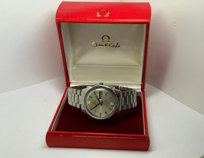 Omega Seamaster Automatic Day Date 36.5mm Stainless Steel Silver Dial 166.032 1968