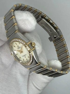 Omega Constellation Ladies 25.5mm Stainless Steel & 18ct Yellow Gold Diamond Bezel Mother of Pearl Dial 1377.70.00 1996