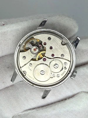 Girard-Perregaux Sea Hawk Manual Wind 34mm Stainless Steel Black Dial 9043B 1960s