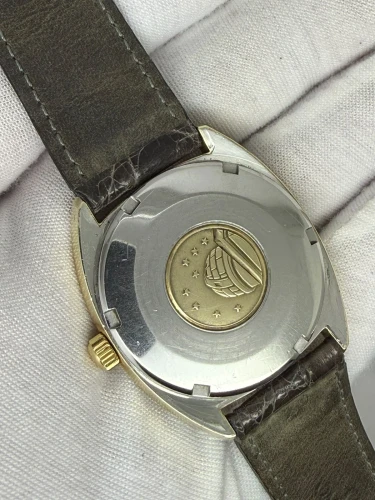 Omega Constellation Automatic Chronometer 35mm Gold Capped Silver Linen Dial 168.029 1968
