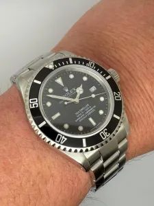 Rolex Sea-Dweller 40mm Stainless Steel Oyster Bracelet Reference 16600 2000