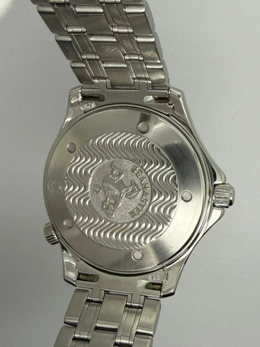 Omega Seamaster Professional 300M James Bond 41mm Stainless Steel 2531.80.00 2006