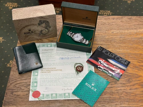 Rolex Oyster Perpetual Date 34mm Stainless Steel White Dial 1501 1980