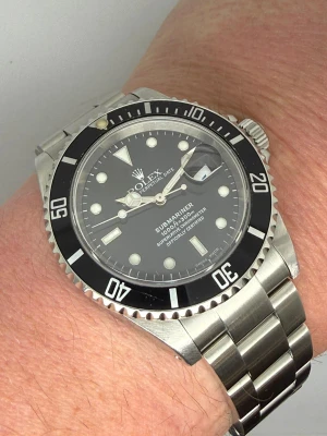 Rolex Submariner Date 40mm Stainless Steel Black Dial & Bezel 16610 2002