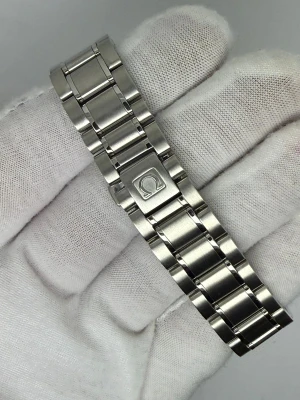 Omega Speedmaster Automatic Date Speedy Reduced 39mm Stainless Steel Black Chronograph Dial Tachymetre Bezel 3513.30 2012