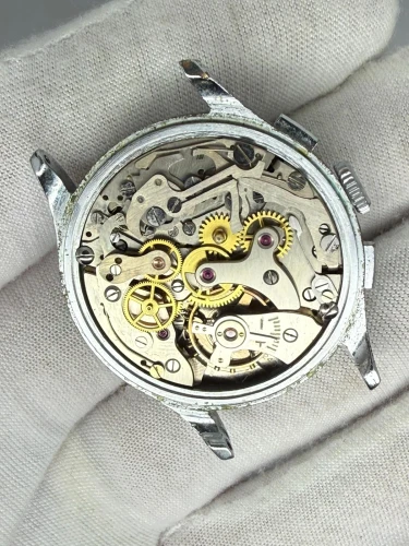 Leonidas Vintage Chronograph 35mm Ivory Dial Landeron Calibre 248 Late 1940s–Early 1950s