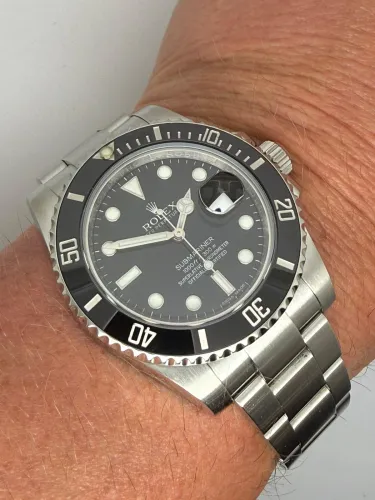 Rolex Submariner Date 40mm Stainless Steel 116610LN 2015 Full Set