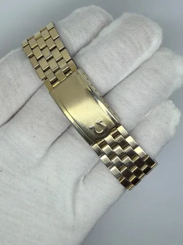 Omega Seamaster Day-Date Automatic 34mm Gold Plated Gold Dial 166.0209 1978