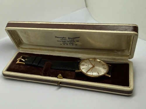 Omega Century Automatic 34mm 18ct Yellow Gold Silver Dial 161.009 1968