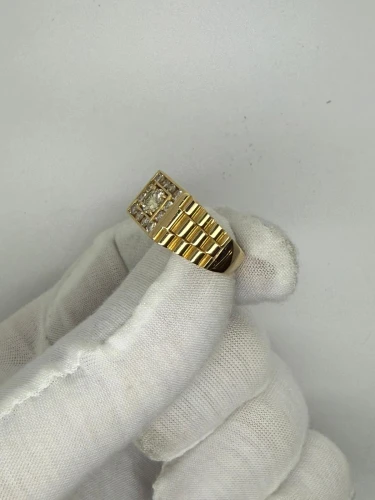 18ct Yellow Gold Diamond Rolex Style Ring 0.82ct Round Brilliant Cut Diamonds