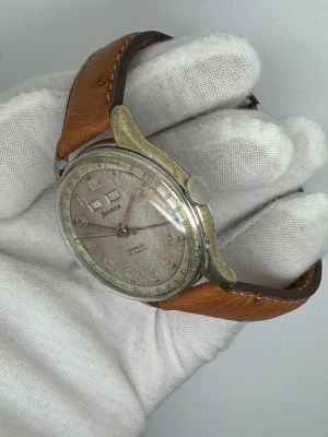 Helvetia Triple Date Calendar 35mm Vintage Patina Dial Ostrich Strap 1940s