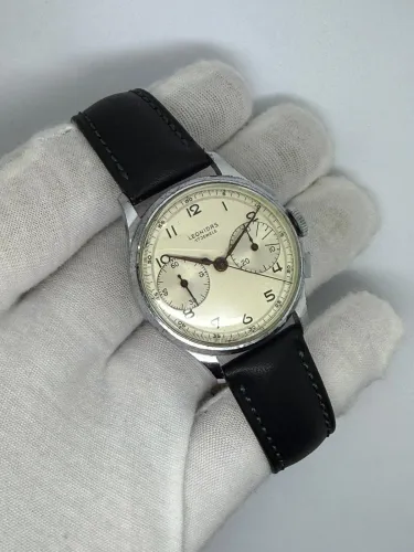 Leonidas Vintage Chronograph 35mm Ivory Dial Landeron Calibre 248 Late 1940s–Early 1950s