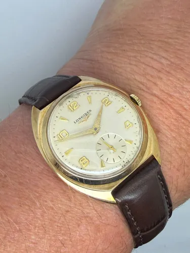 Longines Manual Wind 34mm Solid 9ct Gold Sub Seconds 1958
