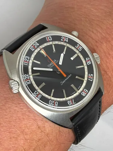 Omega Chronostop Seamaster 41mm Stainless Steel Black Dial 145.008 1969