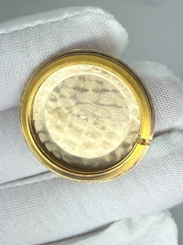 Longines Manual Wind 32mm Solid 9ct Gold Sub Seconds 1965