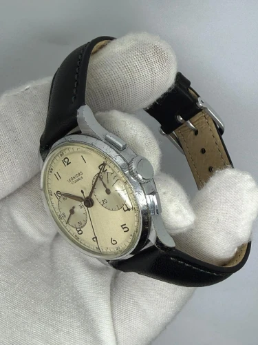 Leonidas Vintage Chronograph 35mm Ivory Dial Landeron Calibre 248 Late 1940s–Early 1950s